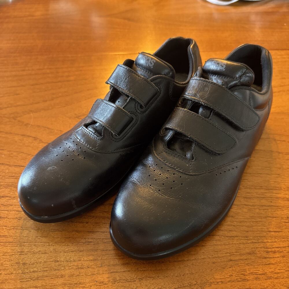 SAS Women's Size 11 M Black Leather Double Strap Hook Loop Walking Shoes EUC